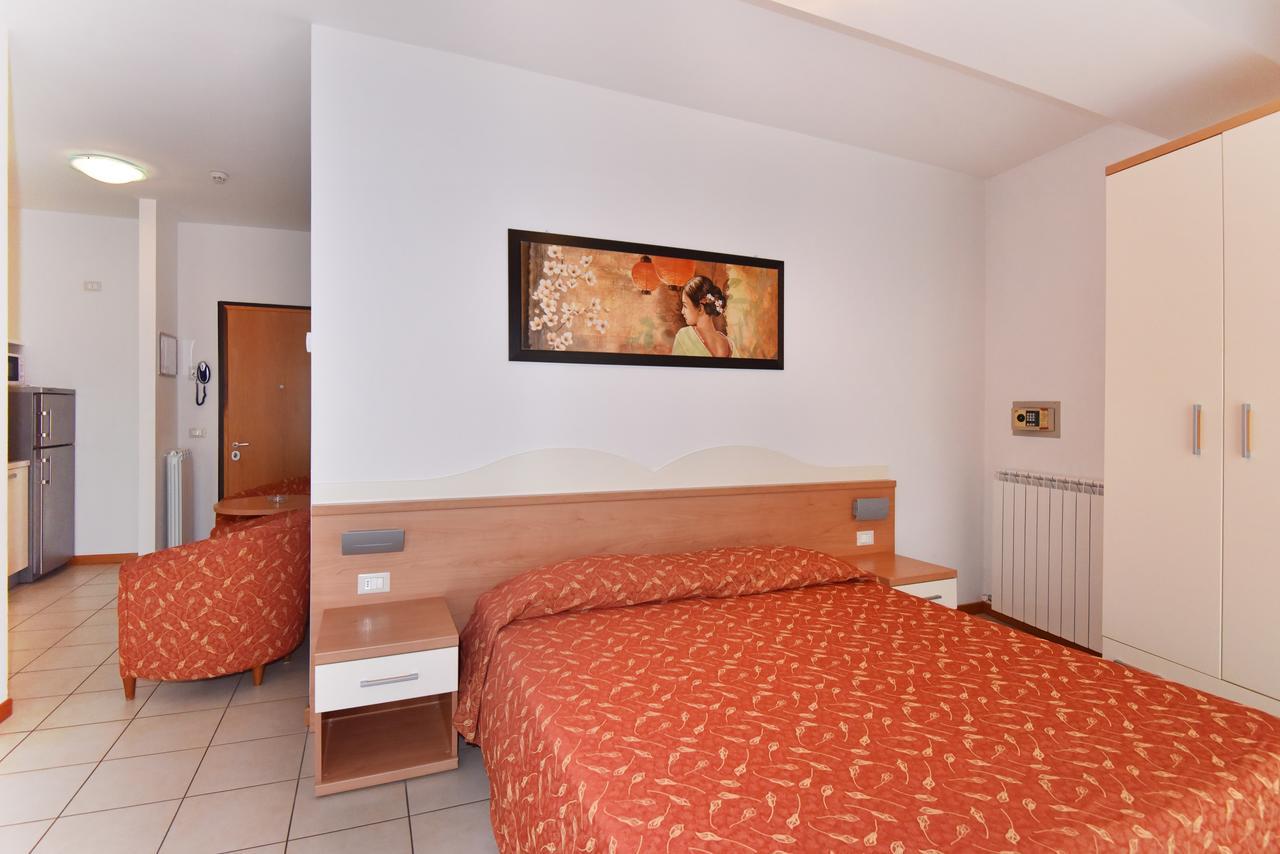 Hotel Villa Olga Caorle Bagian luar foto