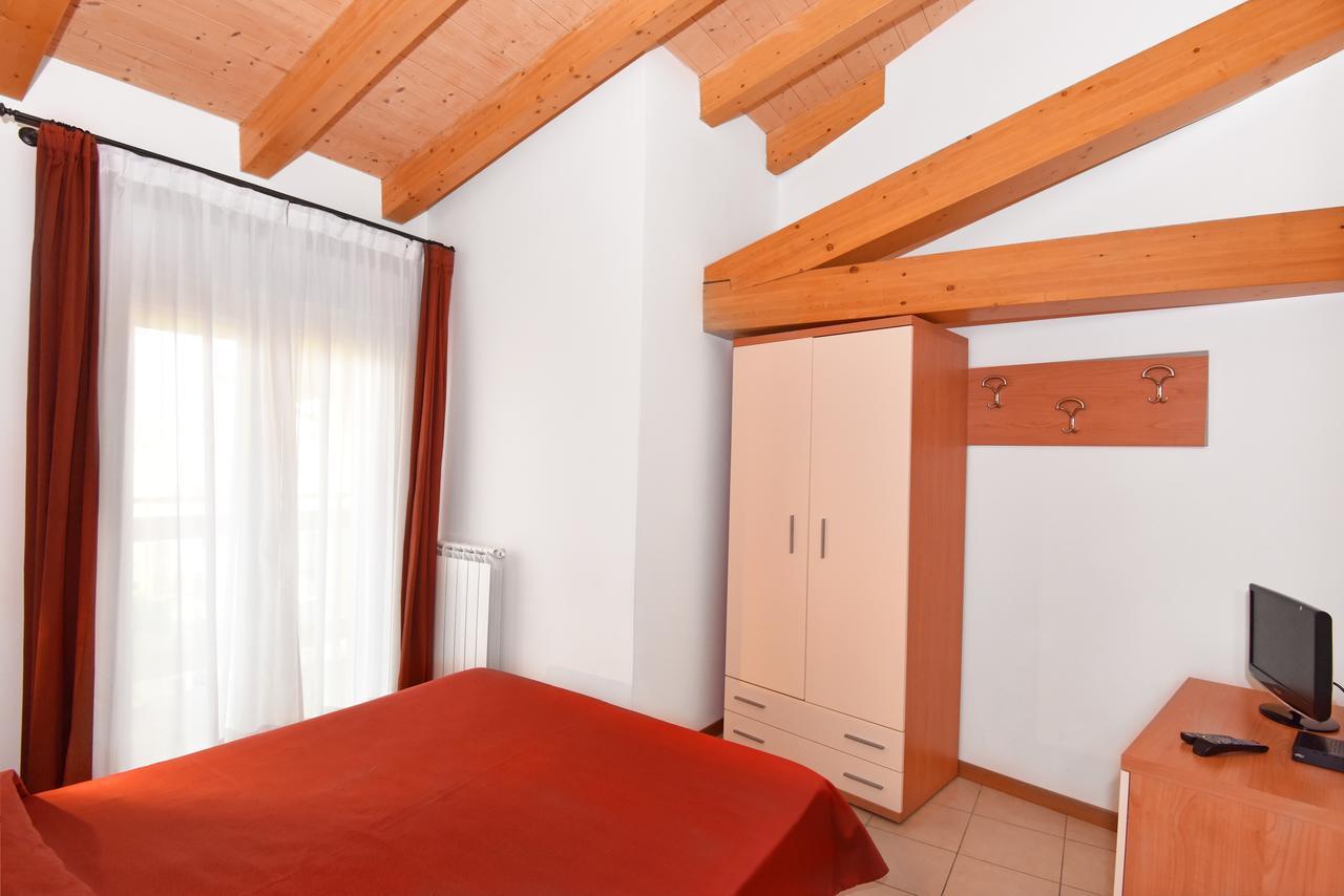 Hotel Villa Olga Caorle Bagian luar foto