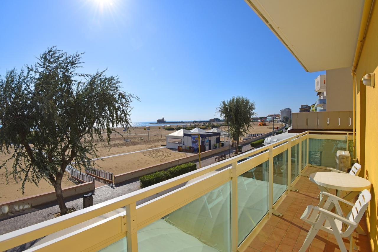 Hotel Villa Olga Caorle Bagian luar foto