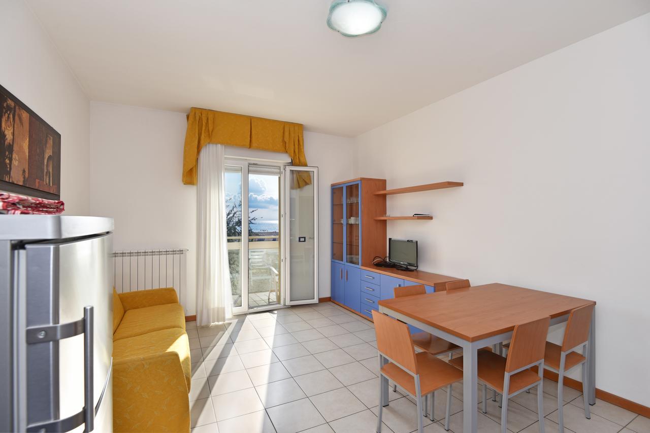 Hotel Villa Olga Caorle Bagian luar foto