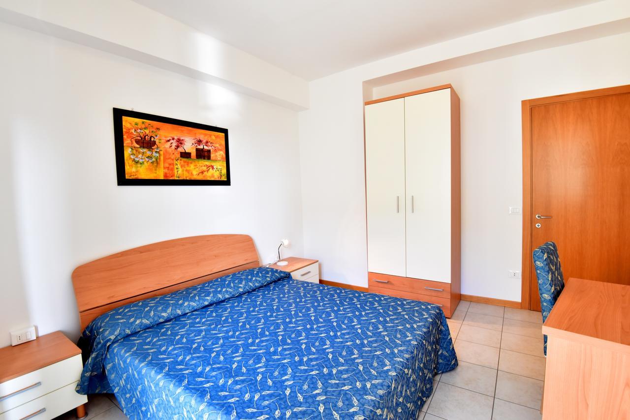 Hotel Villa Olga Caorle Bagian luar foto