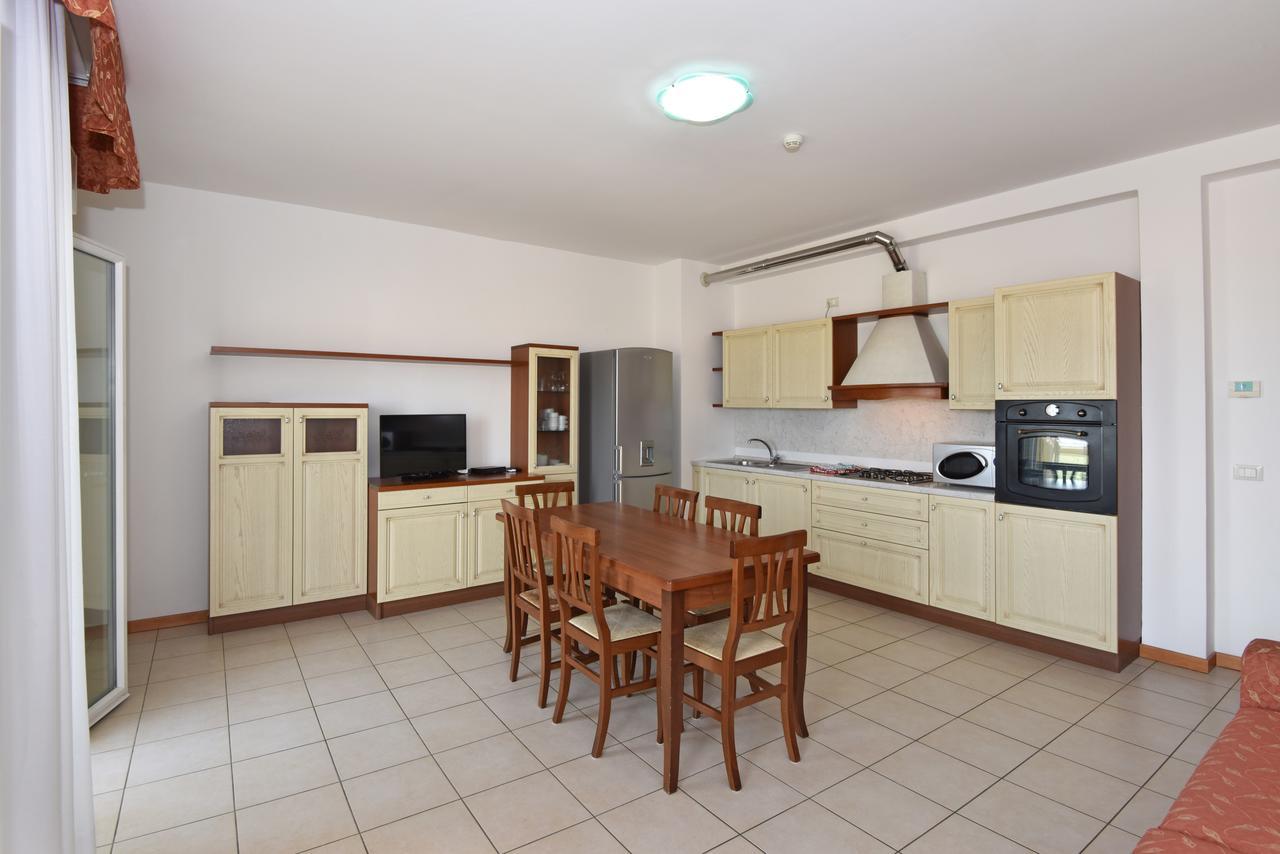 Hotel Villa Olga Caorle Bagian luar foto