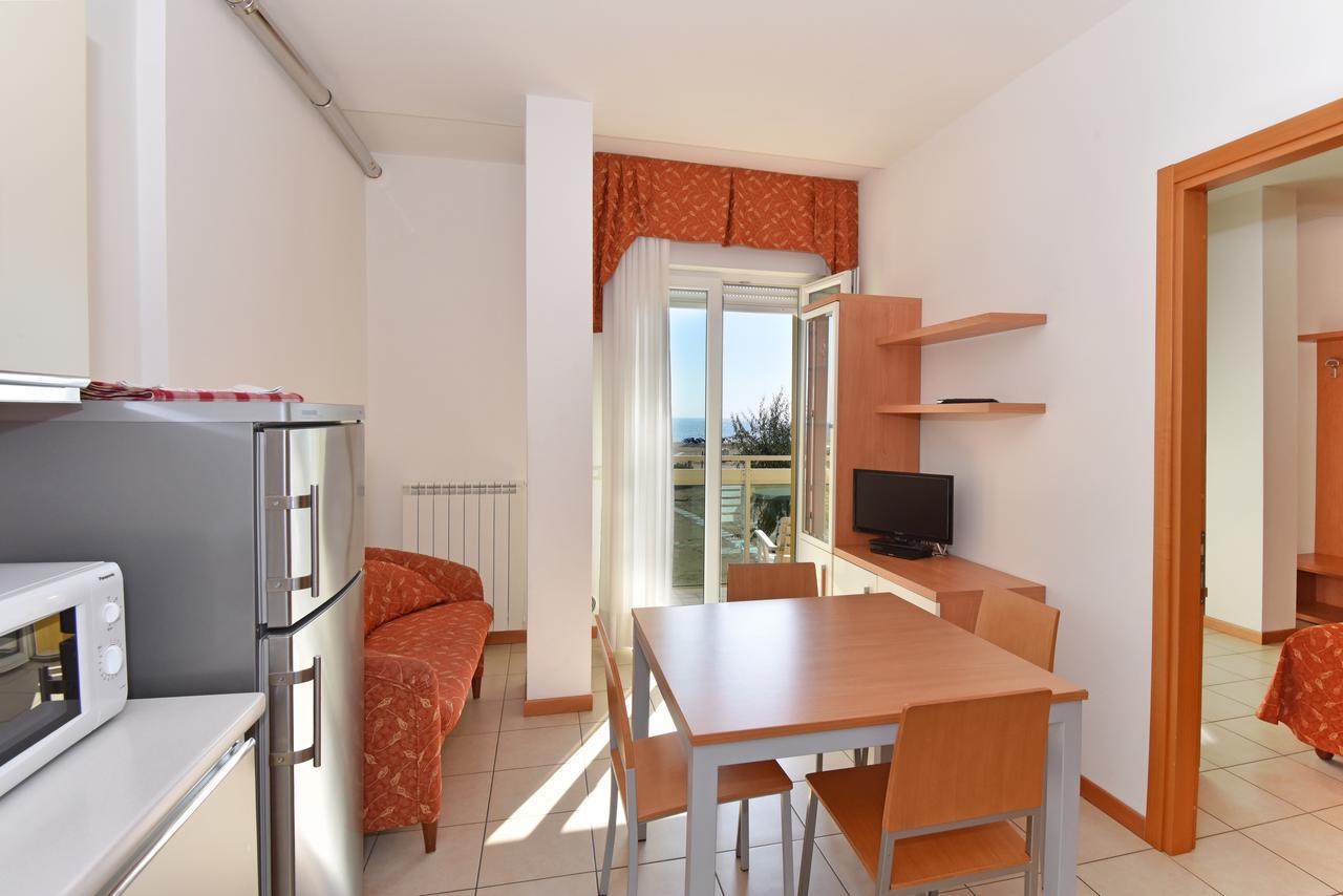 Hotel Villa Olga Caorle Bagian luar foto